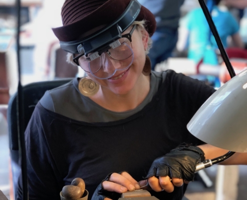 A fourth generation Western Australian silversmith, Bethamy Linton’s interest in jewellery and metal object design began as a child during hours spent in the Linton family workshops with her grandfather, father and uncle.