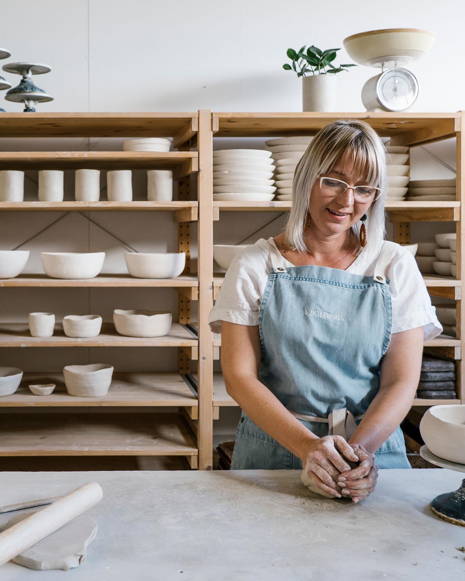 Simone Nabholz in the Winterwares studio