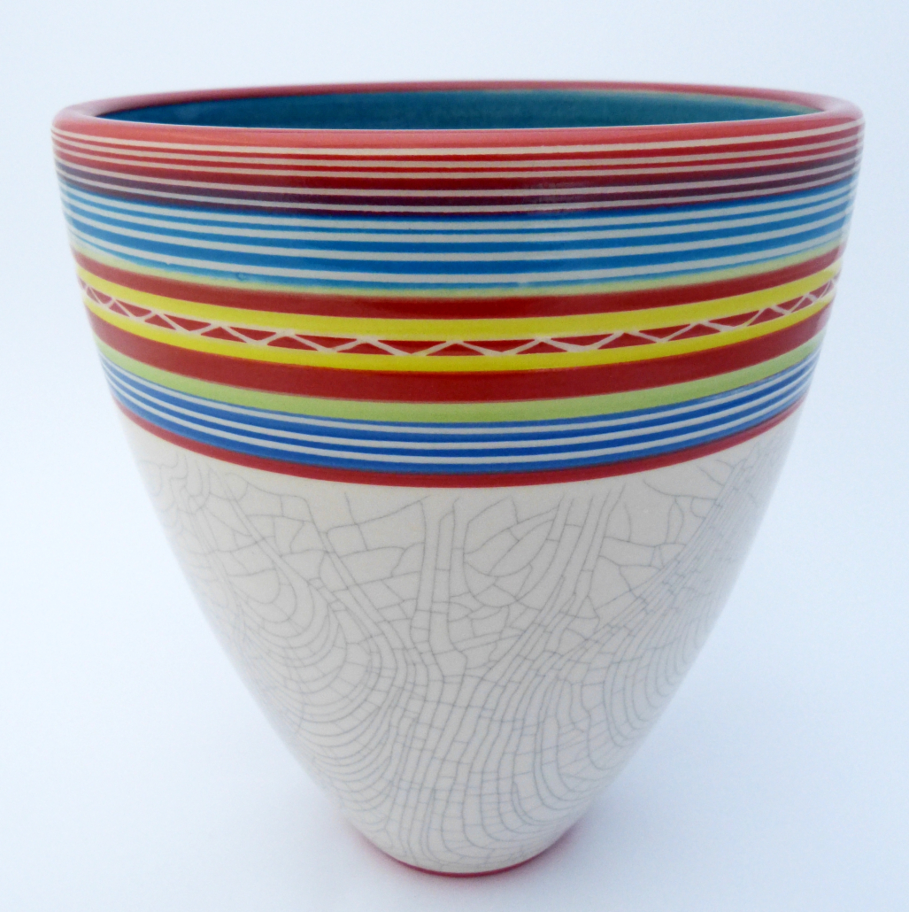 Njalikwa Chongwe. Stoneware Form. Photo Jacqui Rodrigues